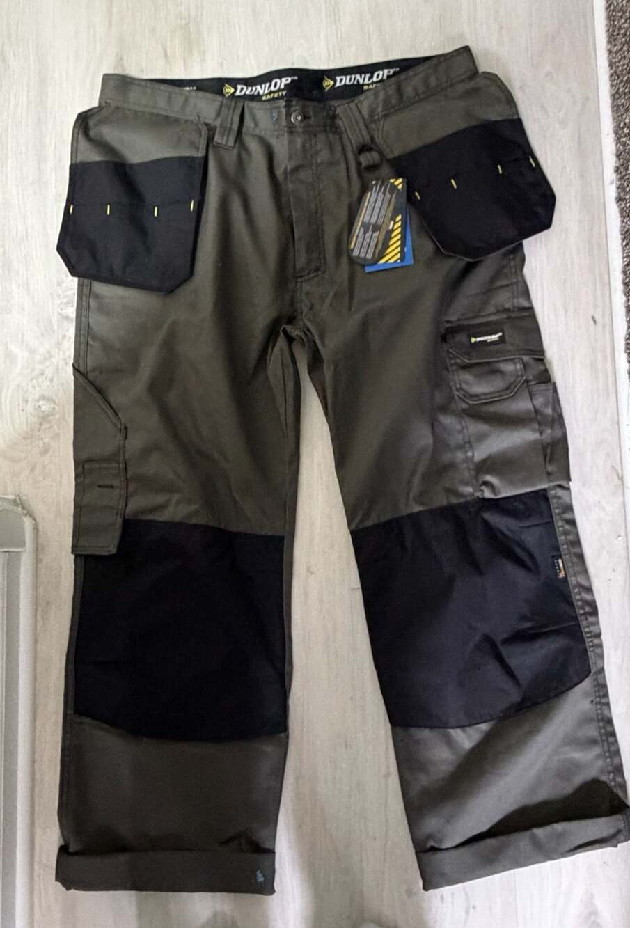 Dunlop Safety Work Pants Size UK W38 L32 Green Cargo Trousers NWOT